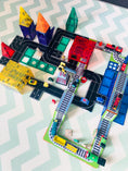Incarcati imaginea in vizualizatorul Galerie, Set toppere magnetice - pachet de tren 36 de piese, Learn&Grow