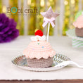 Incarcati imaginea in vizualizatorul Galerie, Jucarie crosetata manual - Briosa Piersica, Bobi Craft